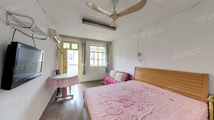 湾士岸一村南区二手房实景图