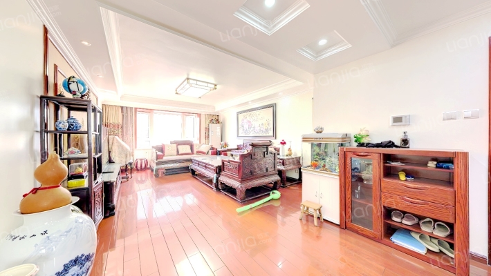 春光山色二期二手房实景图