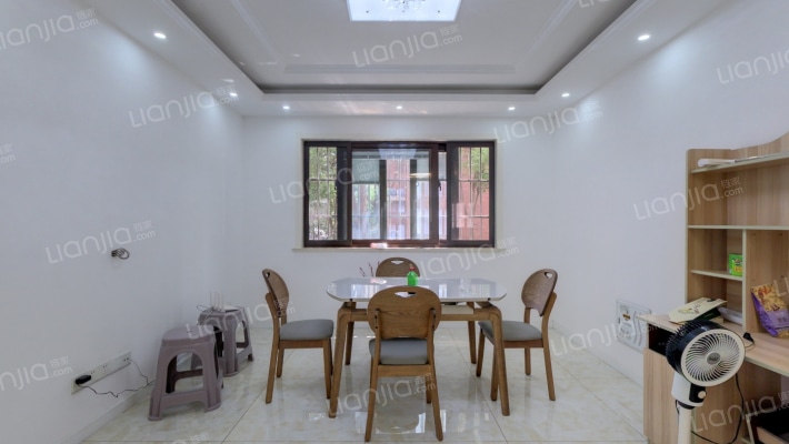 香缇豪庭二手房实景图