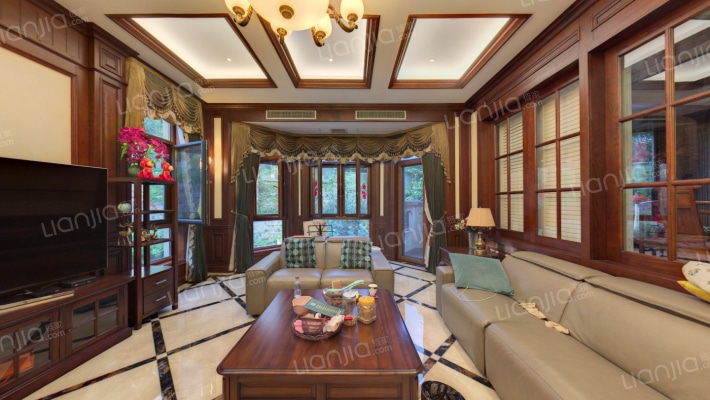 融创恭爵堡二手房实景图