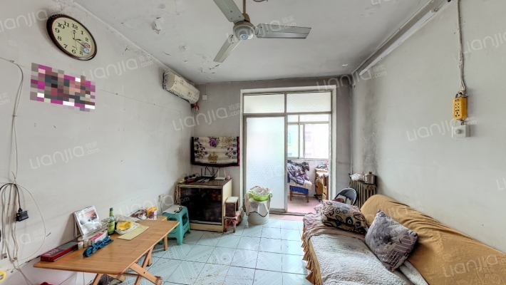 西航中心第2小区二手房实景图