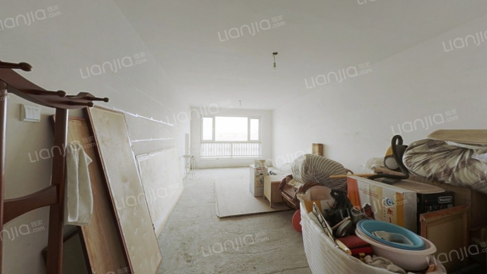 出售； 钻石精品三居，南北通透一梯两户-客厅