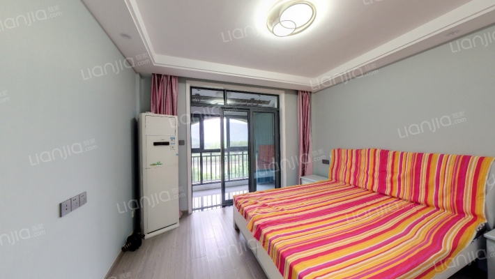 水岸新城二手房实景图