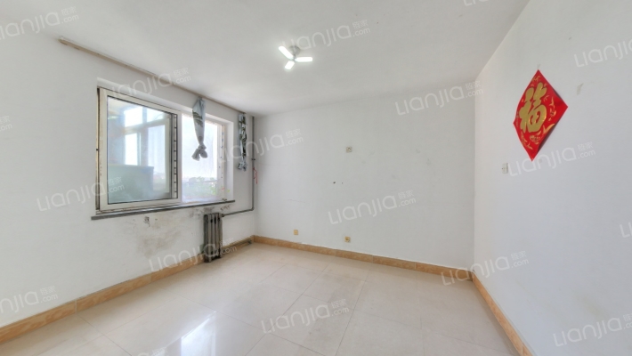 聚豪广场二手房实景图