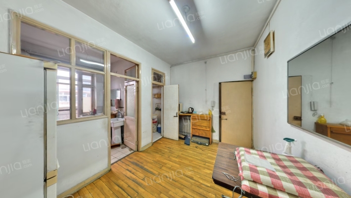 凌研里二手房实景图