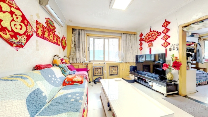 红居街10号院二手房实景图