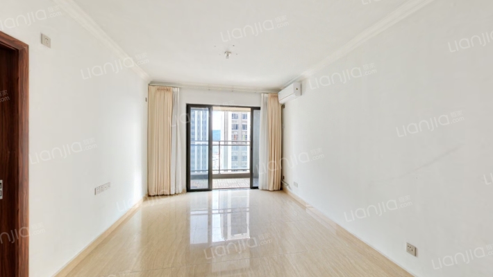 中泰峰境二手房实景图