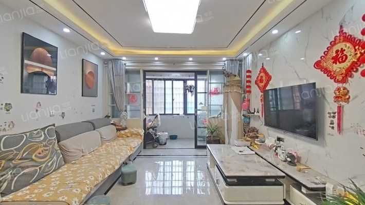 万鹤赉博雅园二手房实景图