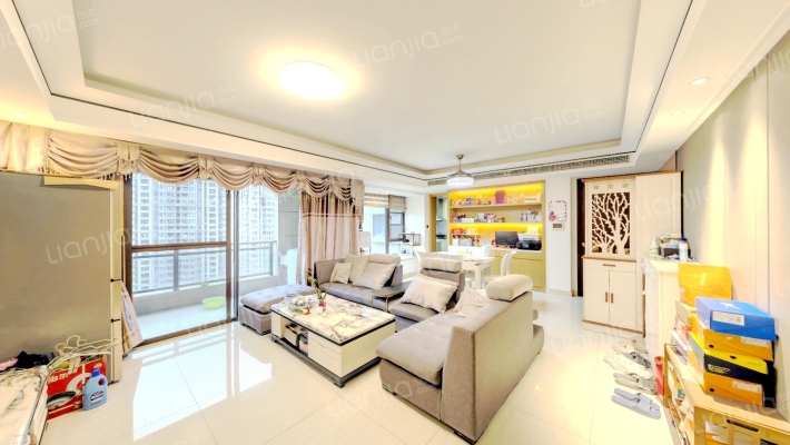 中央湾区琥珀湾二手房实景图