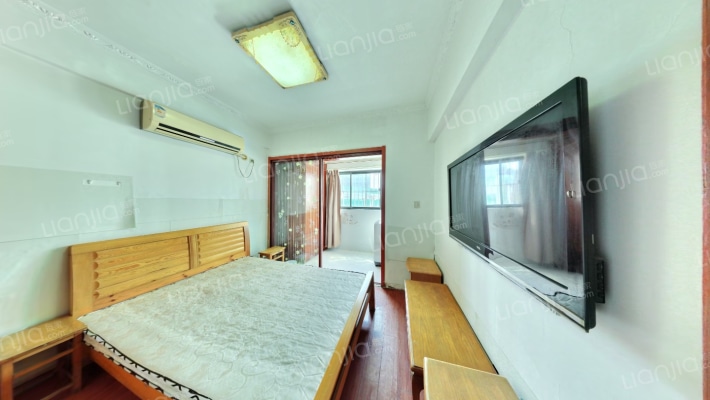 大地伊丽雅特湾二手房实景图