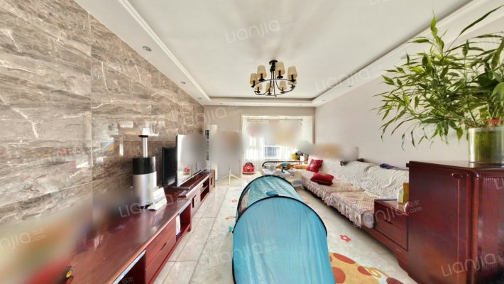 联发第五街二手房实景图