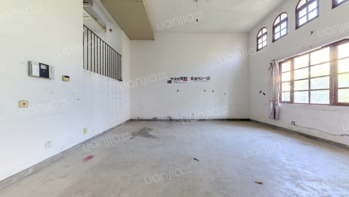 达安圣芭芭花园二手房实景图