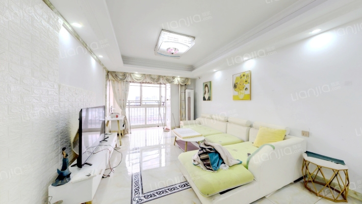 格兰上郡二手房实景图