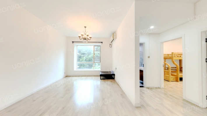 新城海滨花园S区二手房实景图