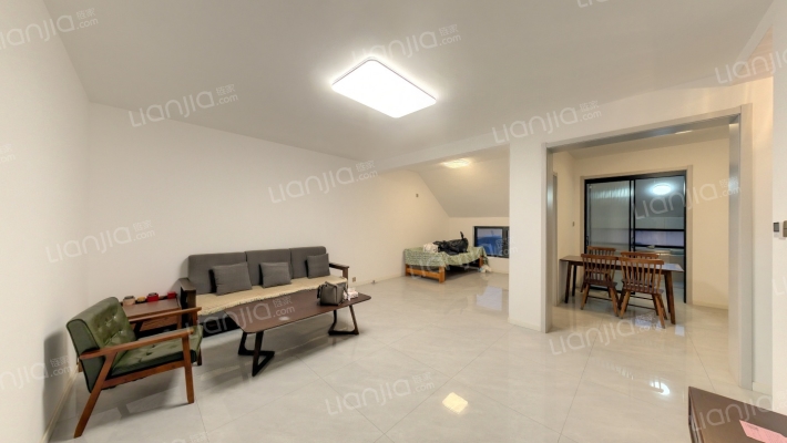 农林114号院二手房实景图