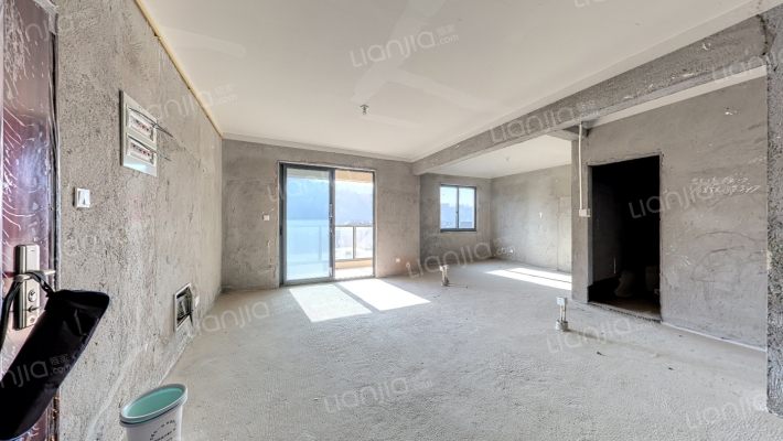 棣山大厦二手房实景图