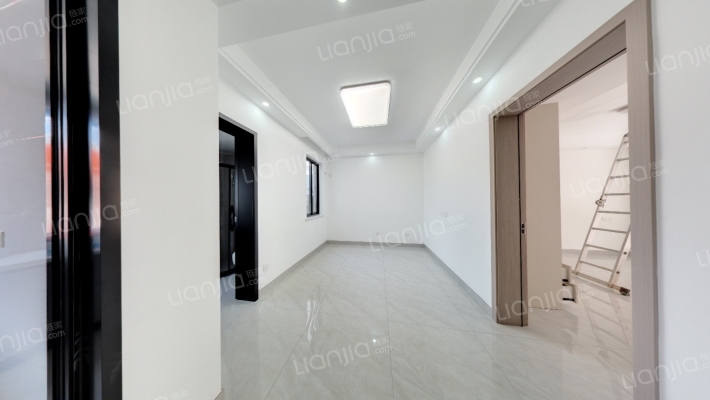 洪泾里南二手房实景图