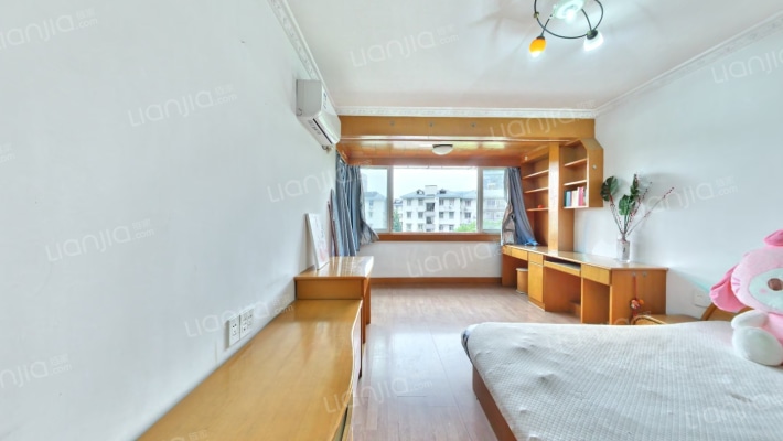 新坝二手房实景图