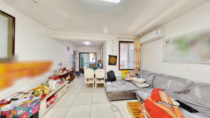 华韵07二手房实景图