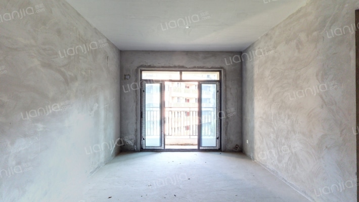 国瑞爱与山二手房实景图