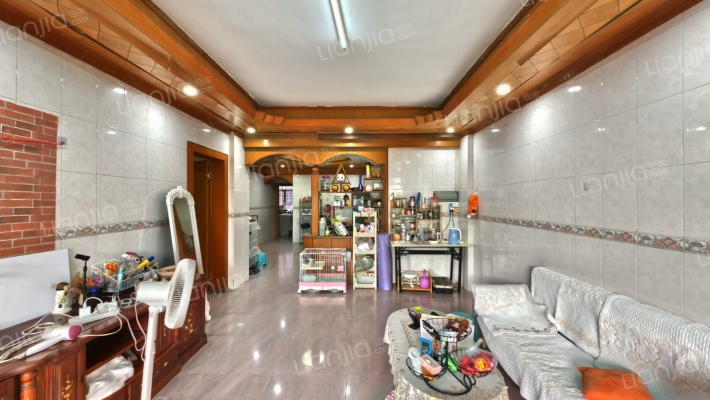 港发楼二手房实景图