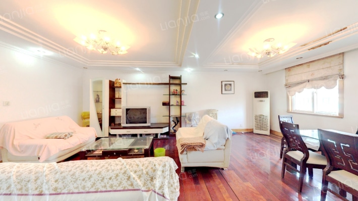 七七0弄二手房实景图