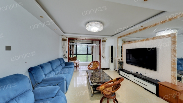 金汇湾儒香园二手房实景图