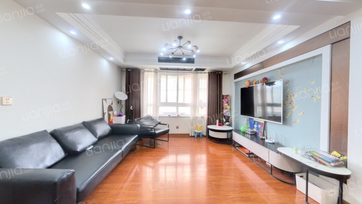 秀水华庭一期二手房实景图