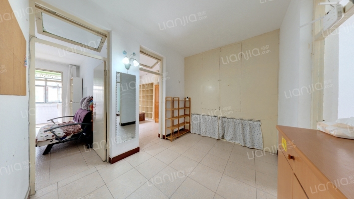 工人路44二手房实景图