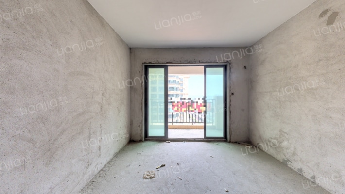 美林假日二手房实景图