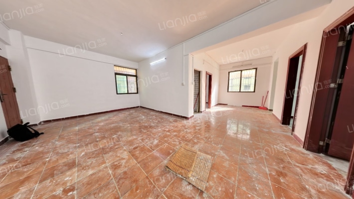 龙珠楼二手房实景图