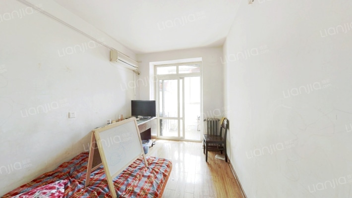 气象里二手房实景图