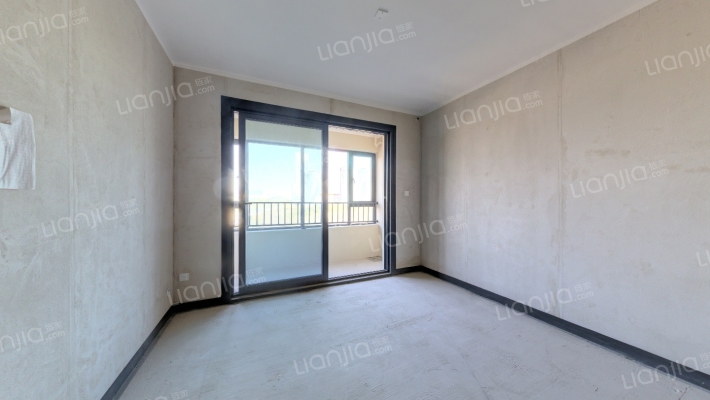 保利和光尘樾四期二手房实景图