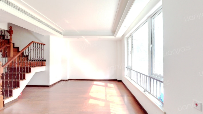 官山望二手房实景图