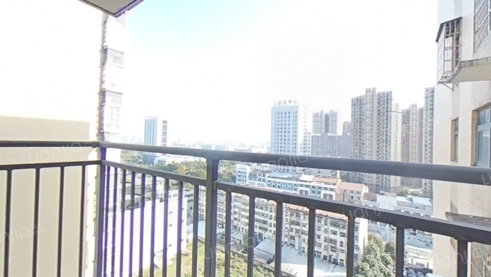 博大学府名苑二手房实景图