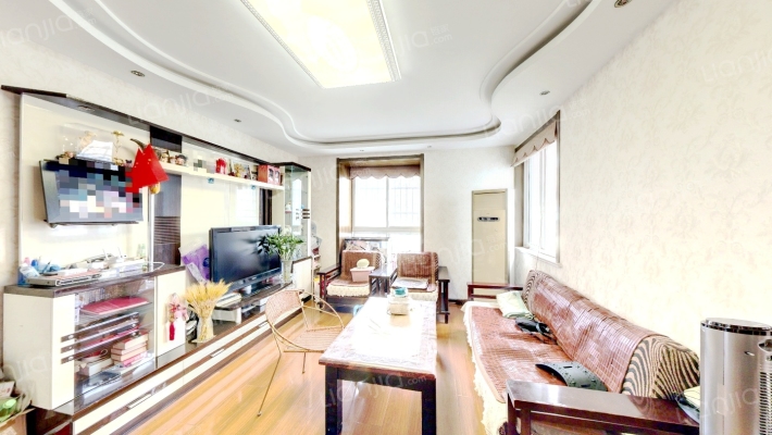 兴贤佳园尚贤苑二手房实景图