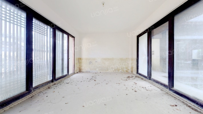 中国会馆鎏金水榭二手房实景图