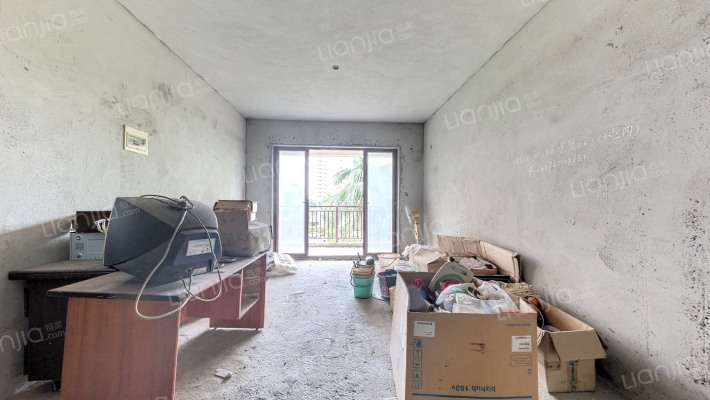 水岸珈蓝二手房实景图