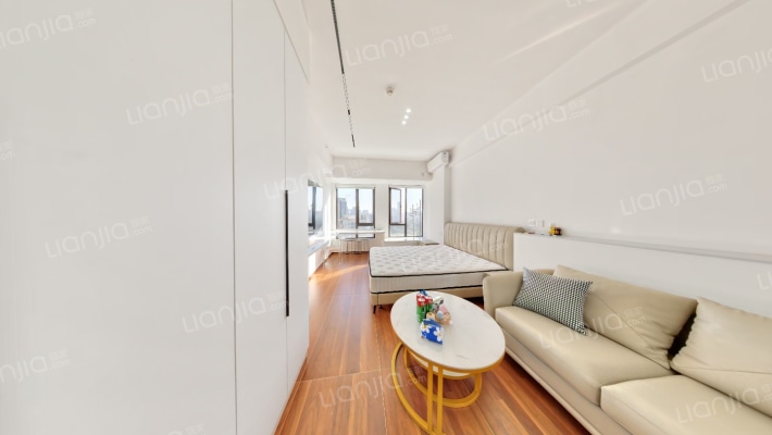 润和国际广场二手房实景图