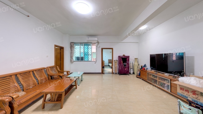 琼泰公寓二手房实景图