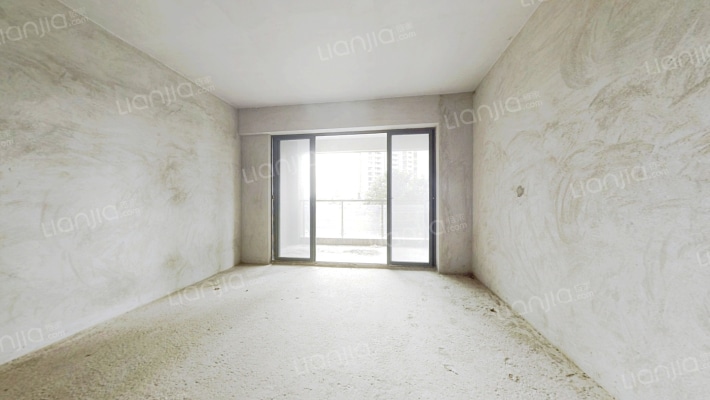 新怡豪门二手房实景图