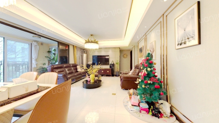 万科五龙山翡翠郡二手房实景图