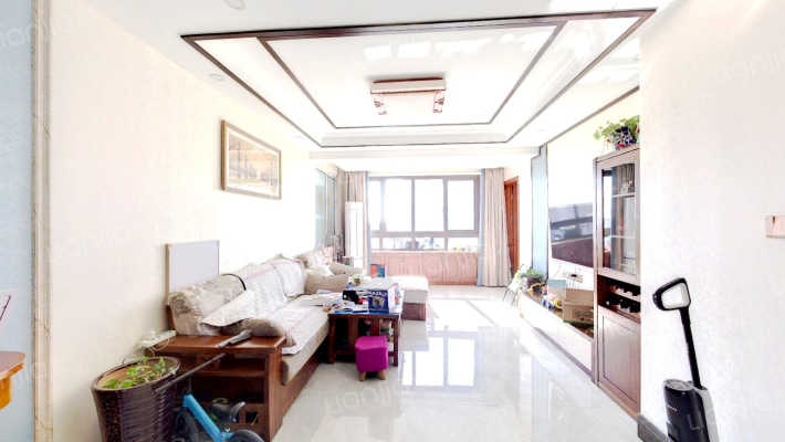 天逸湾一期二手房实景图