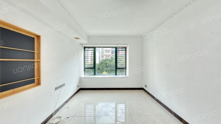 金海花园二手房实景图