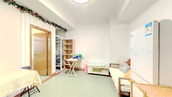 特力大厦二手房实景图