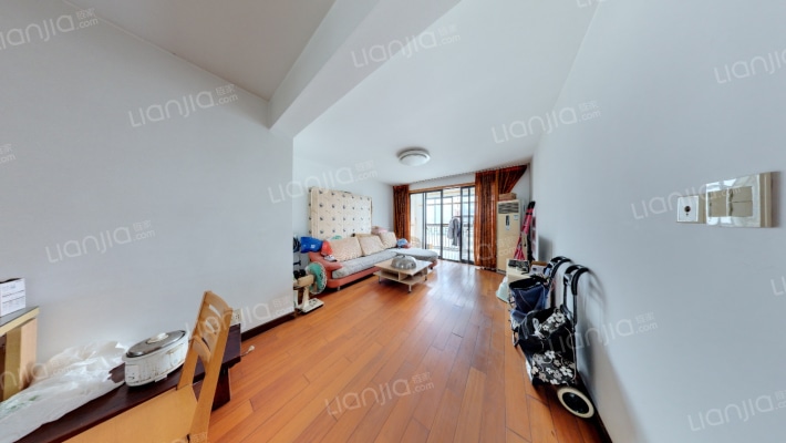 虞山国际花园二手房实景图