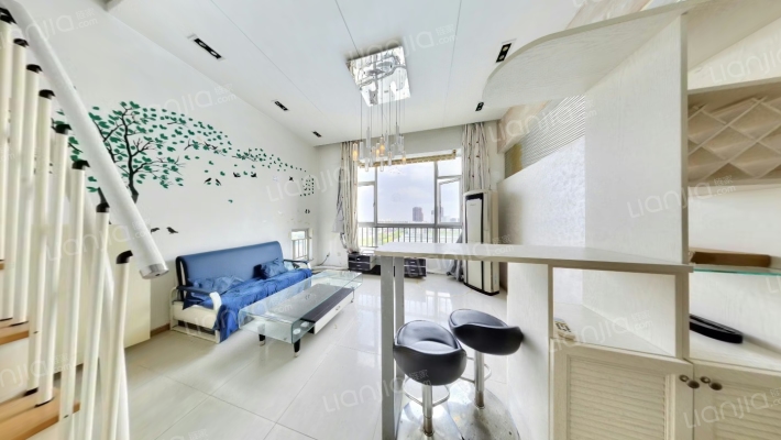 青春驿站二手房实景图