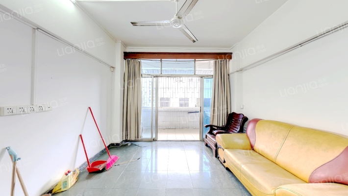 群贤路二手房实景图