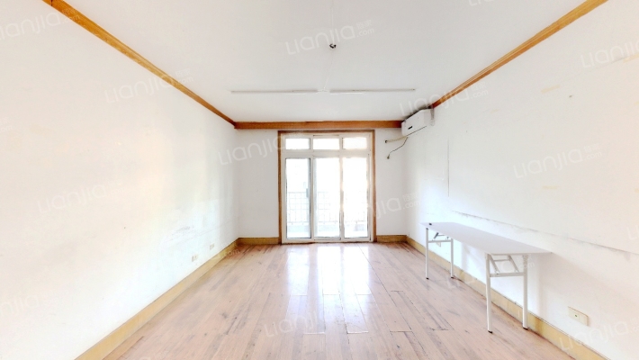 翠亨村D区二手房实景图