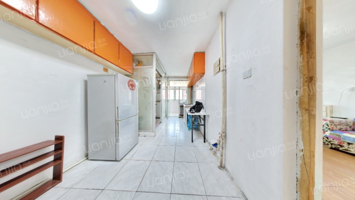 建大三小区二手房实景图